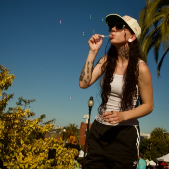 Shelby - Picture 3 of 3